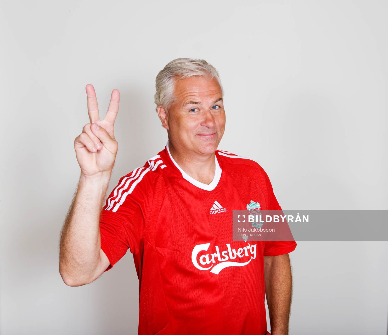 Glenn Hysen i en tröja från Liverpool