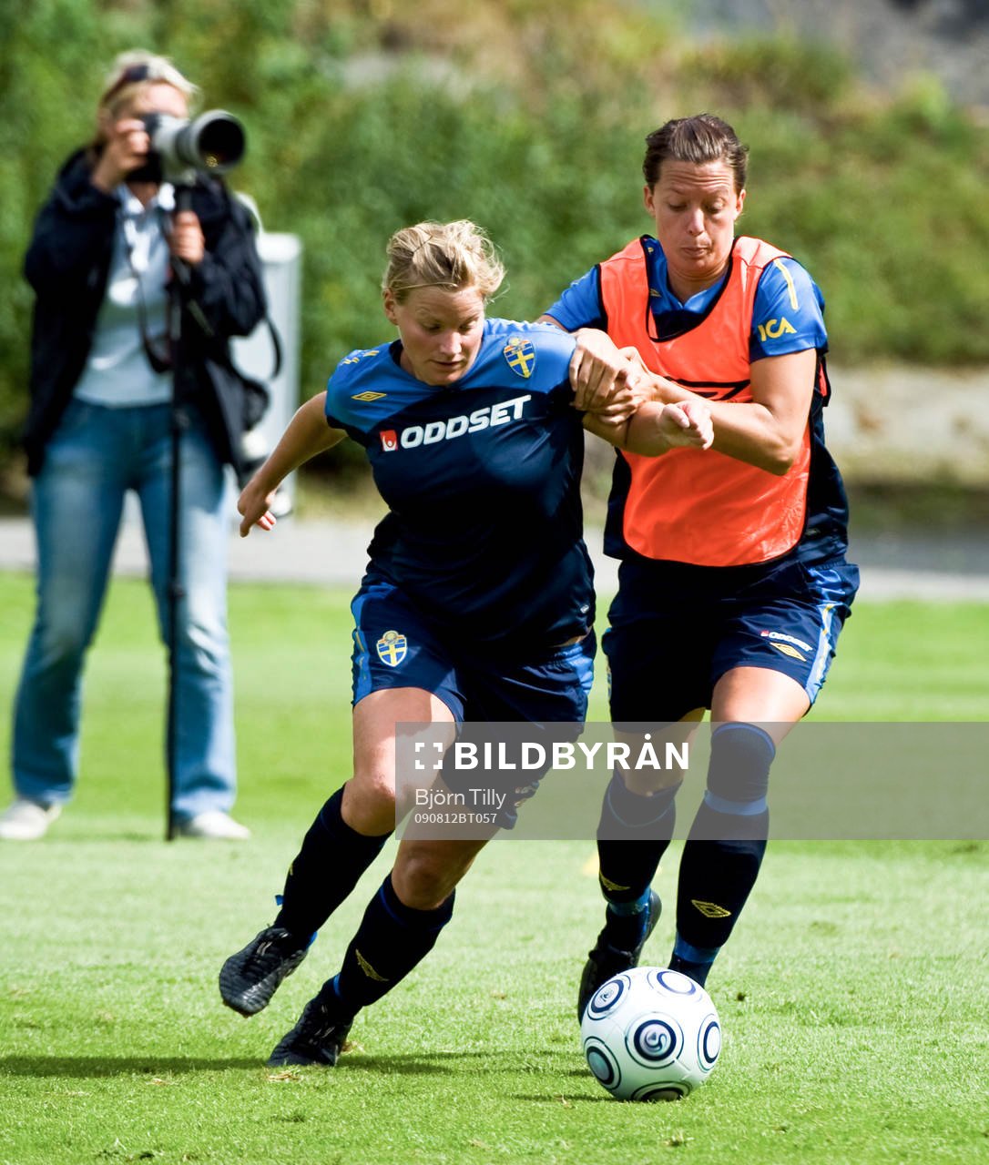 Sara Lindén och Lina Nilsson, Sverige