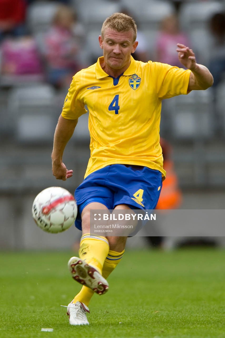 Michael Almebäck
