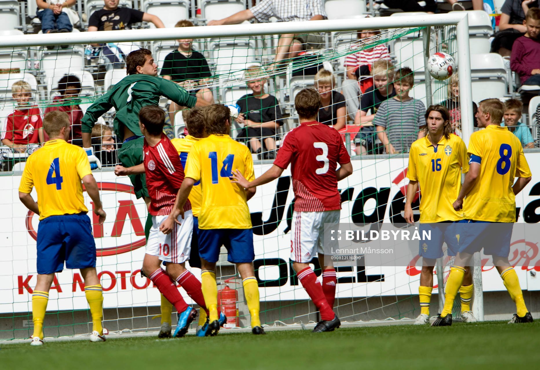 Kristoffer Nordfeldt, målvakt. Mål