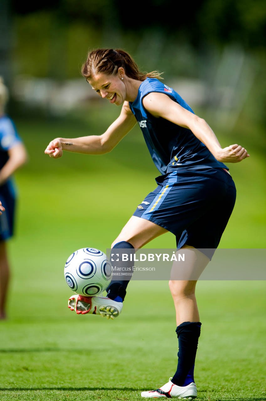 Lotta Schelin