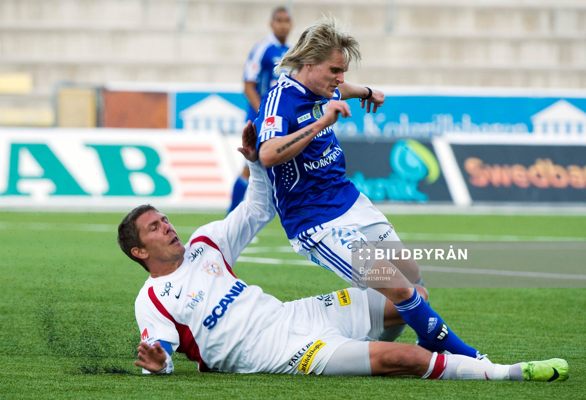 Dennis Östlundh, Assyriska och Ari Skulason, Sundsvall