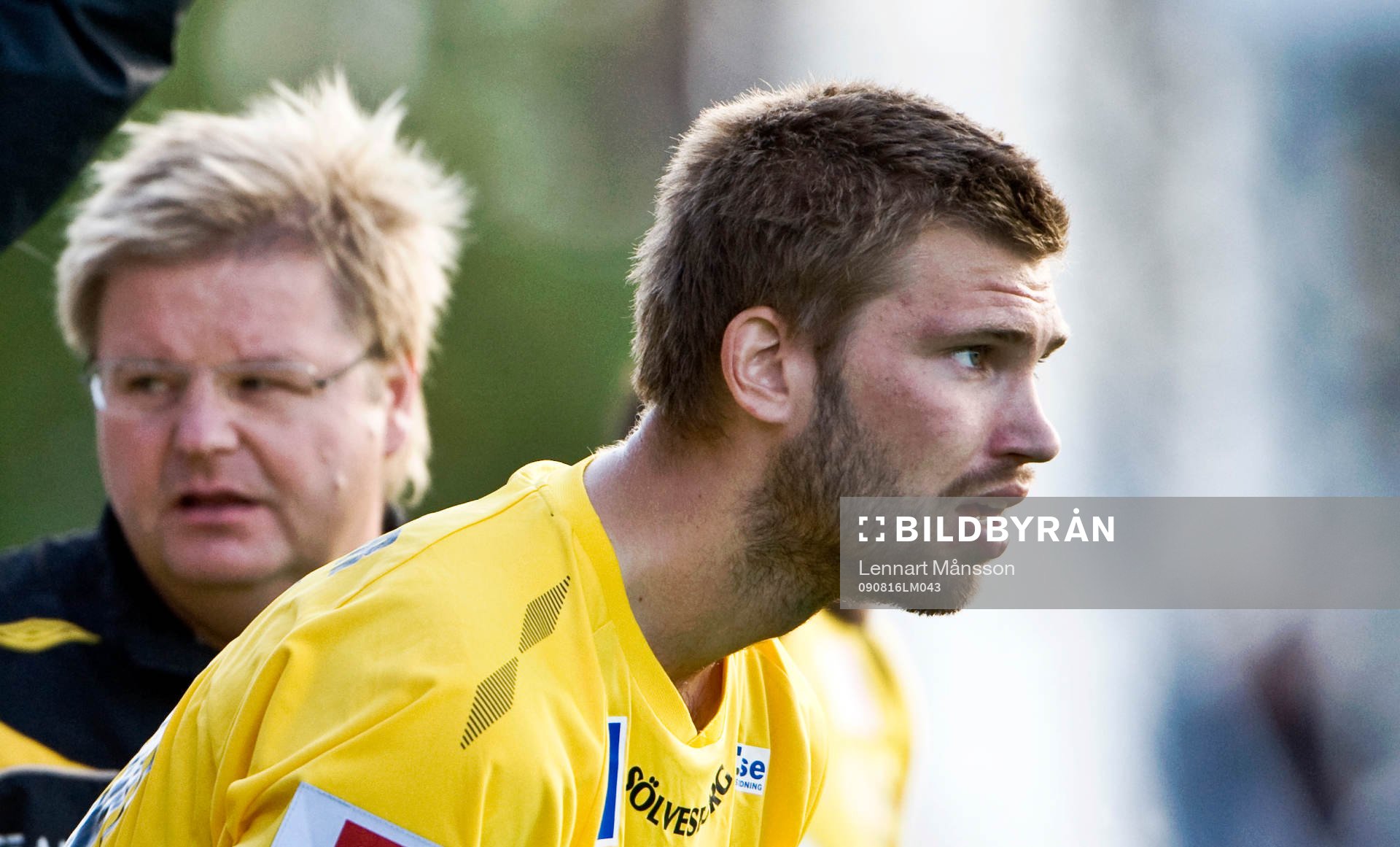 Jukka Santala och i bakgrunden Peter Swärdh, tränare