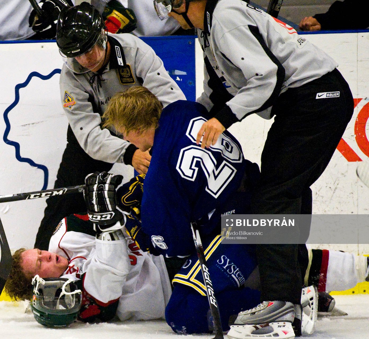 Martin Röjmark, Frölunda och Simon Önerud, HV71.