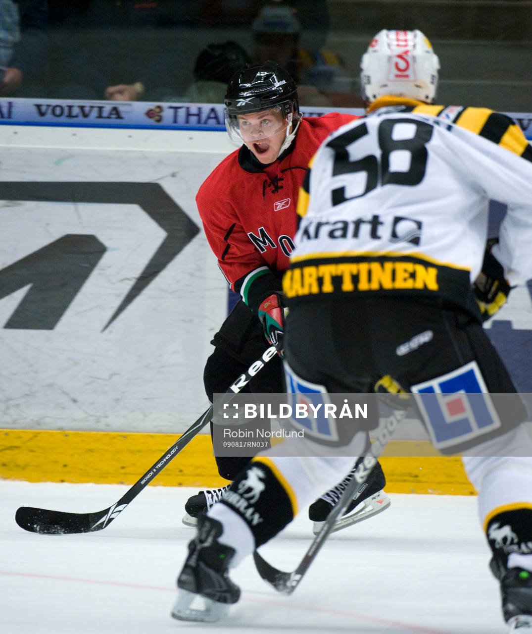 Thomas Enström, Modo