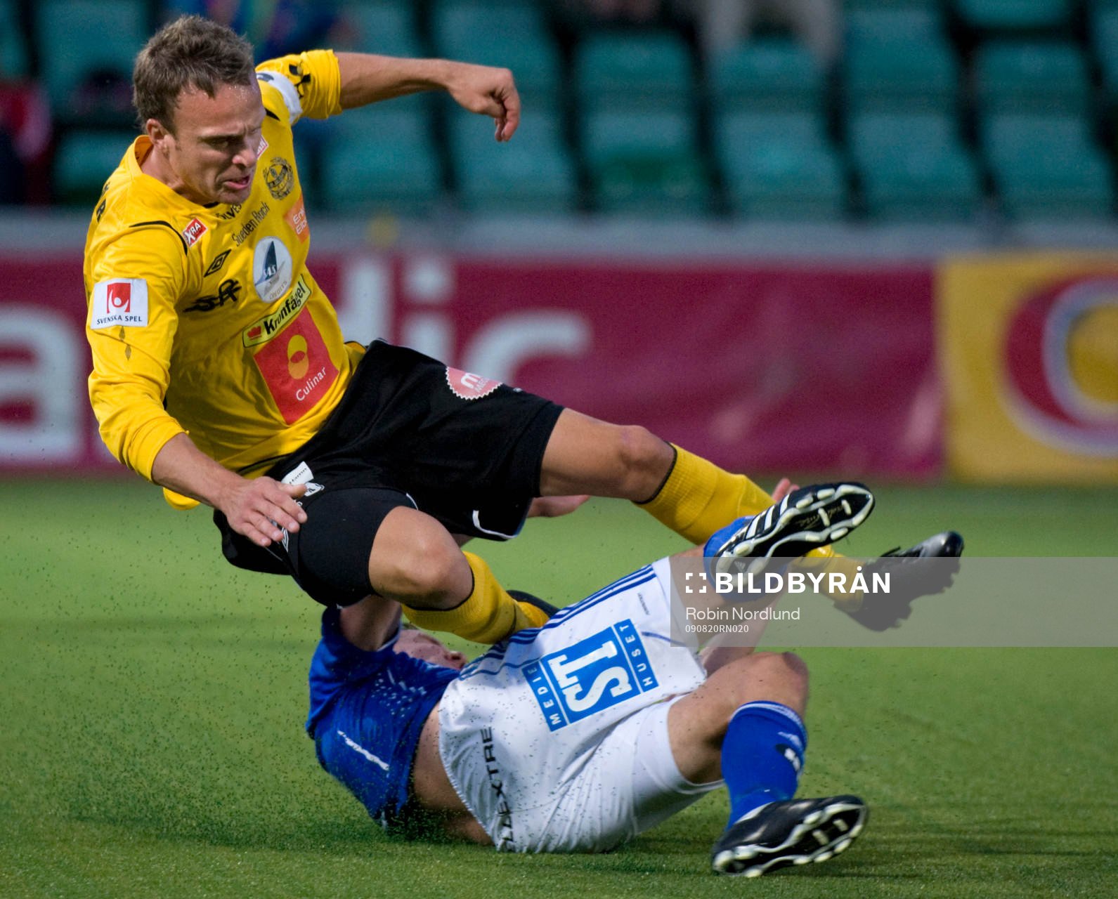 Kristian Ek, Sundsvall stoppar Marcus Ekenberg, Mjällby