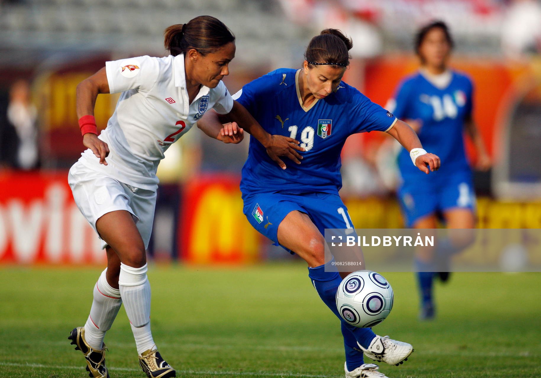 Alexandra Scott, England och Carolina Pini, Italien