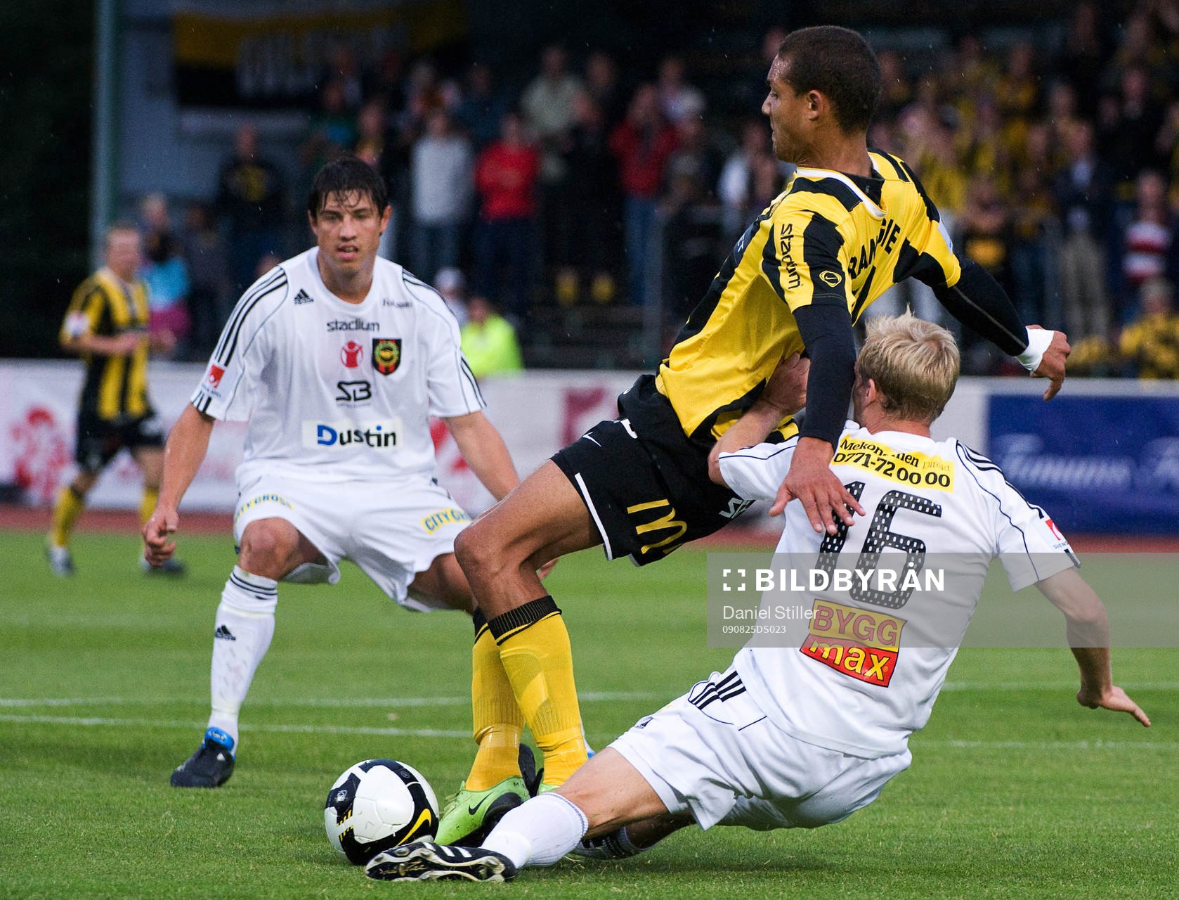 Mathias Ranégie, Häcken. Pär Asp, Brommapojkarna