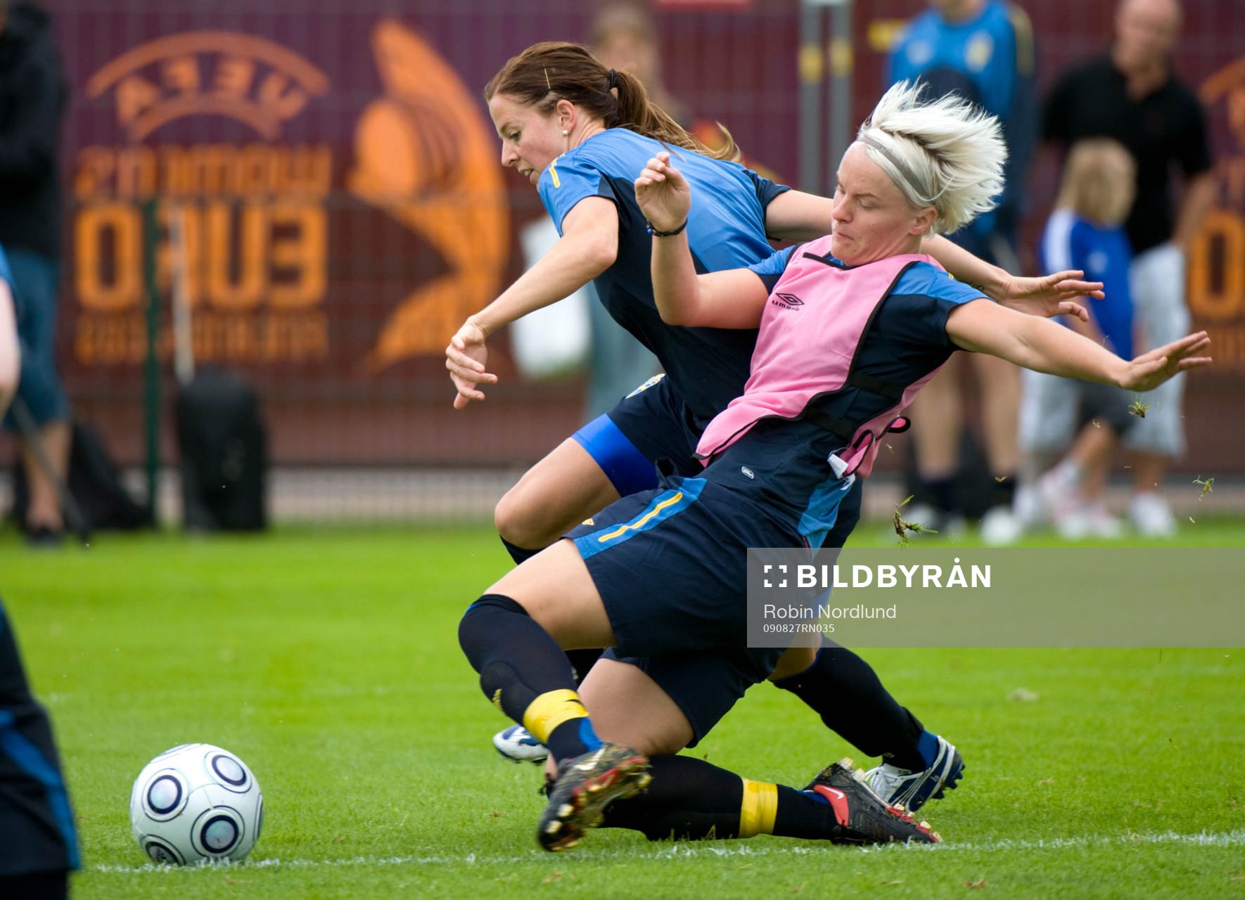 Lotta Schelin och Nilla Fischer