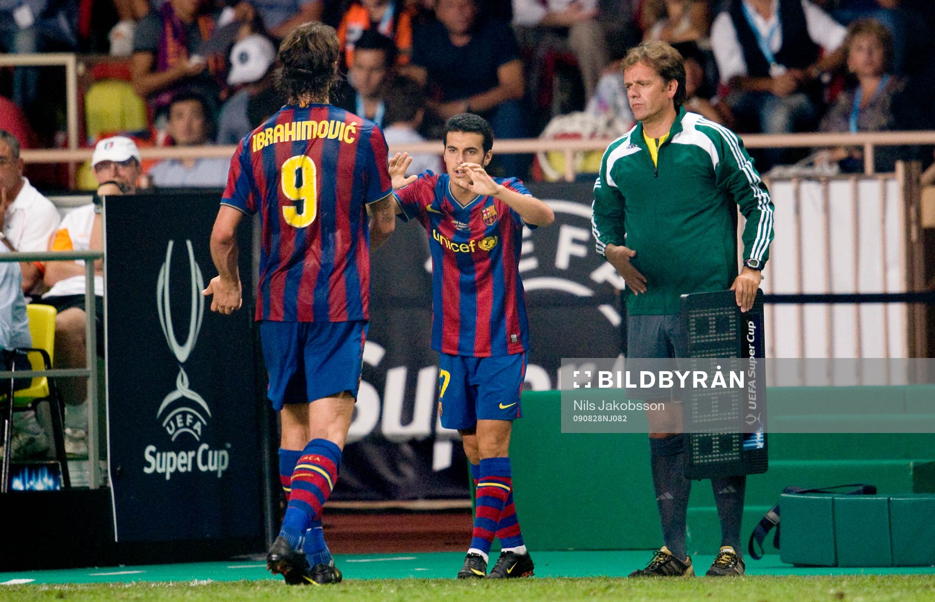 Zlatan Ibrahimovic, byts ut mot Pedro, Barcelona. Byte