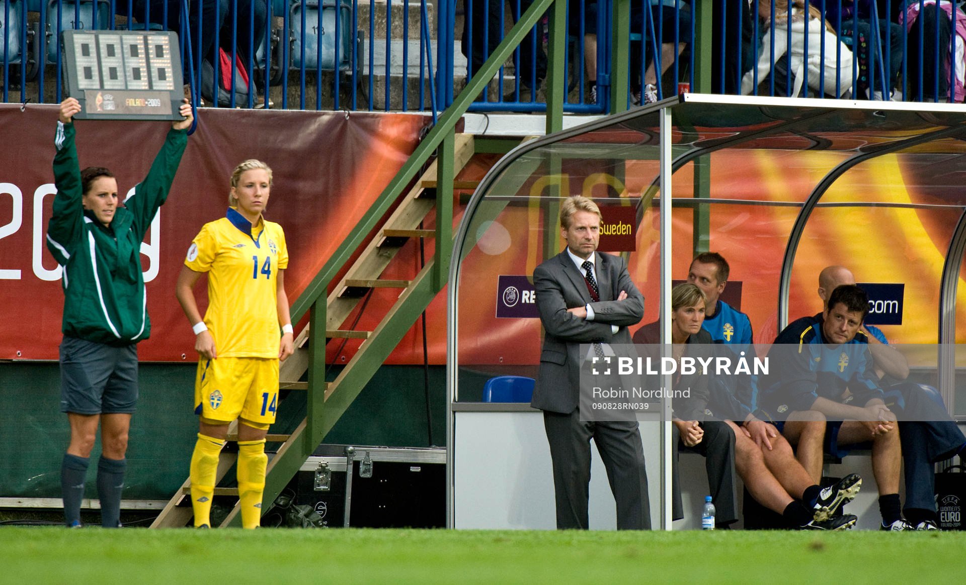 Thomas Dennerby, Förbundskapten väntar på att Louise