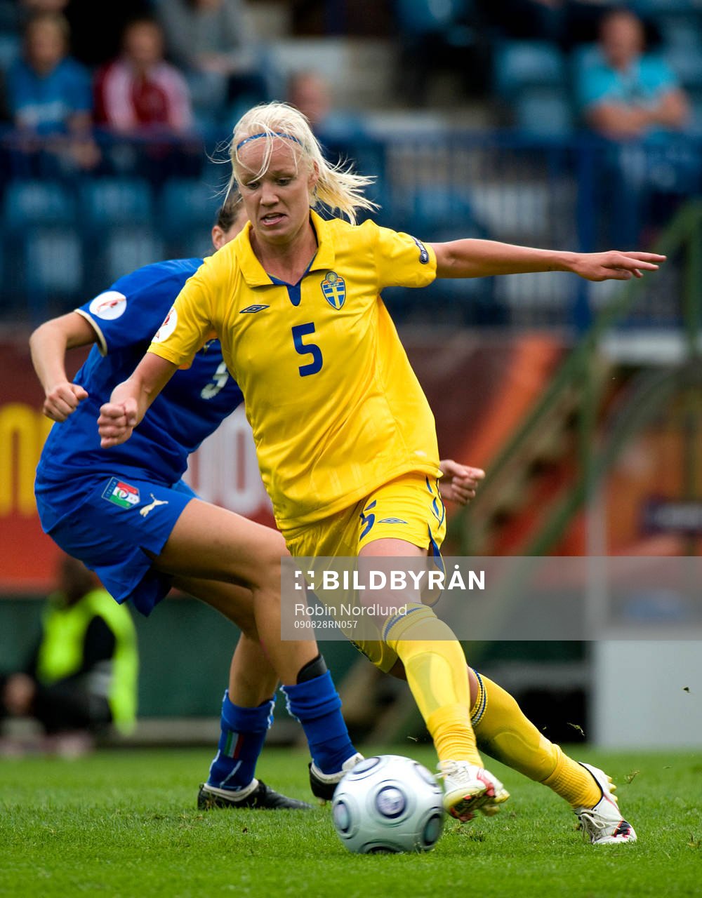 Caroline Seger, Sverige