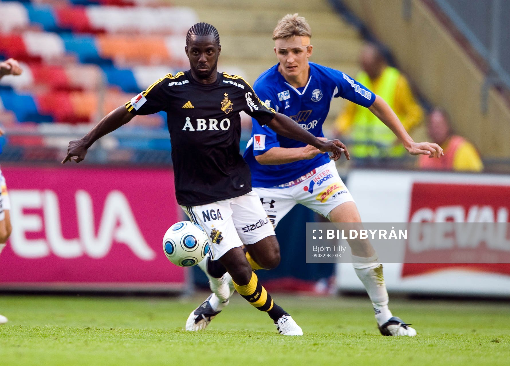 Dulee Johnson, AIK och Peter Abelsson, Trelleborg
