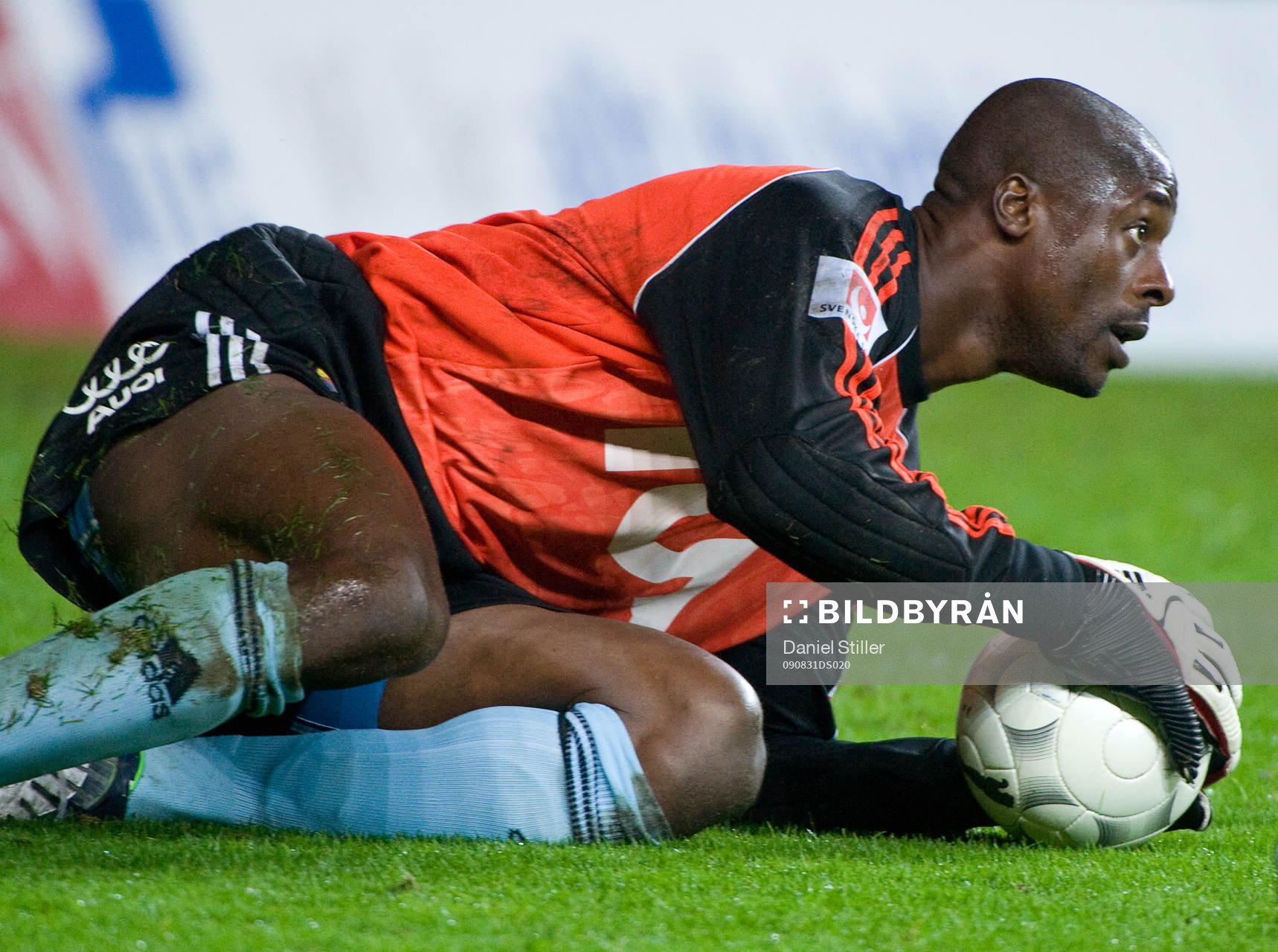 Pa Dembo Touray, målvakt, Djurgården
