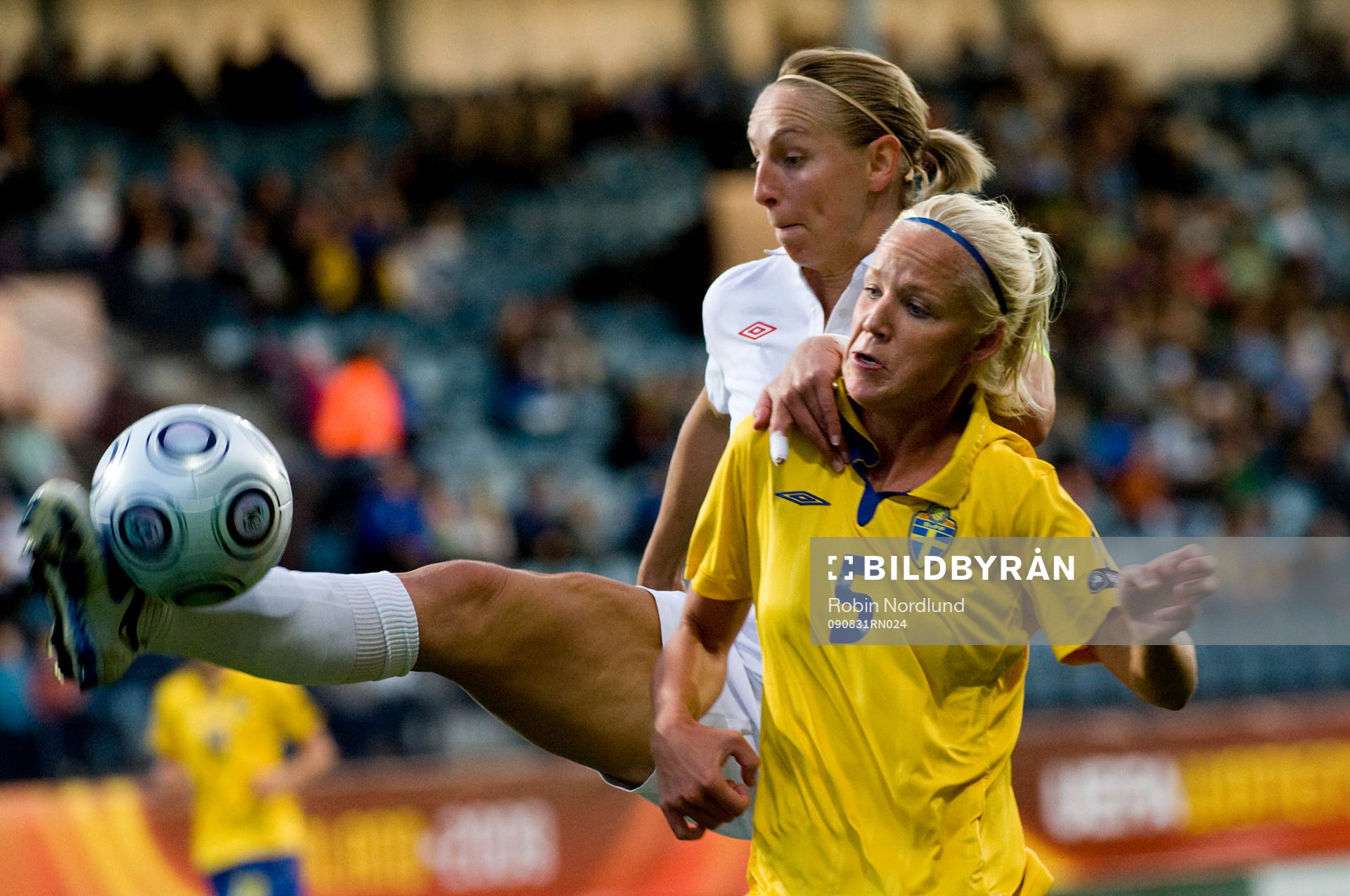 Faye White, England och Caroline Seger, Sverige
