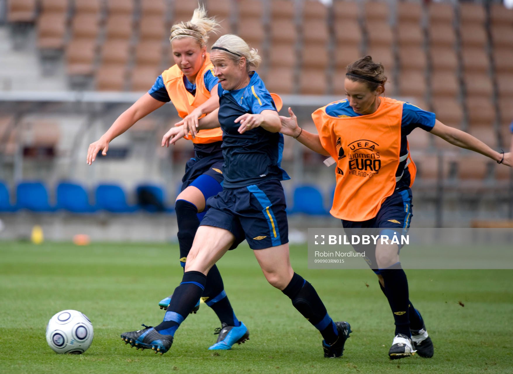 Louise Fors, Victoria Sandell Svensson och Kosovare Asllani