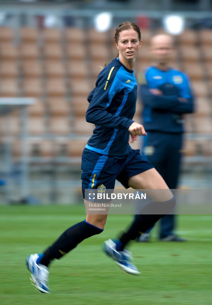 Lotta Schelin