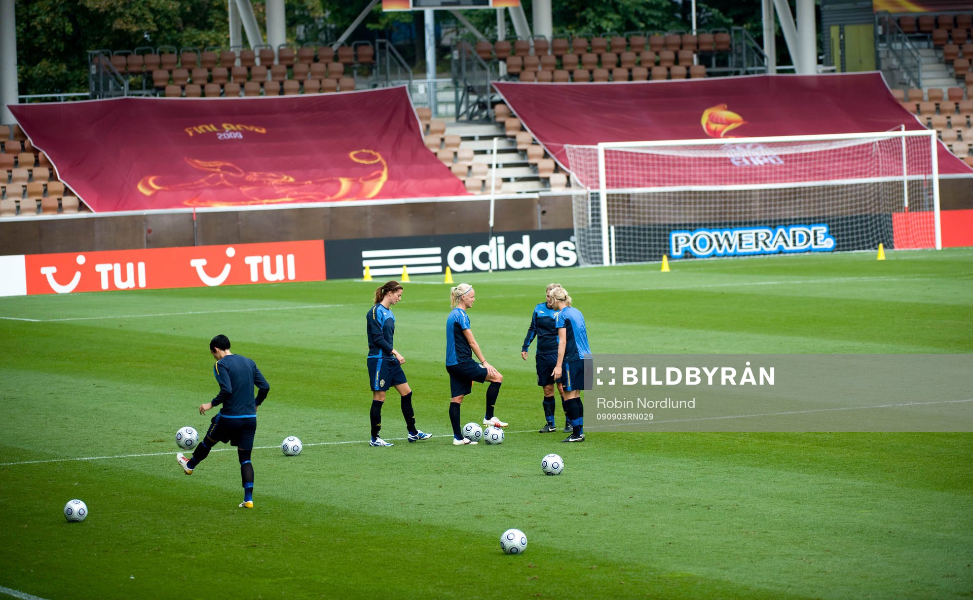 Therese Sjögran, Lotta Schelin, Caroline Seger, Sara