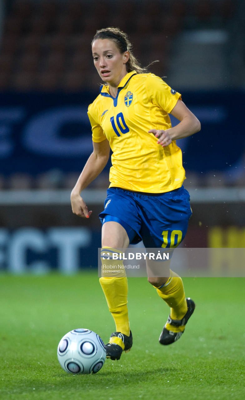 Kosovare Asllani