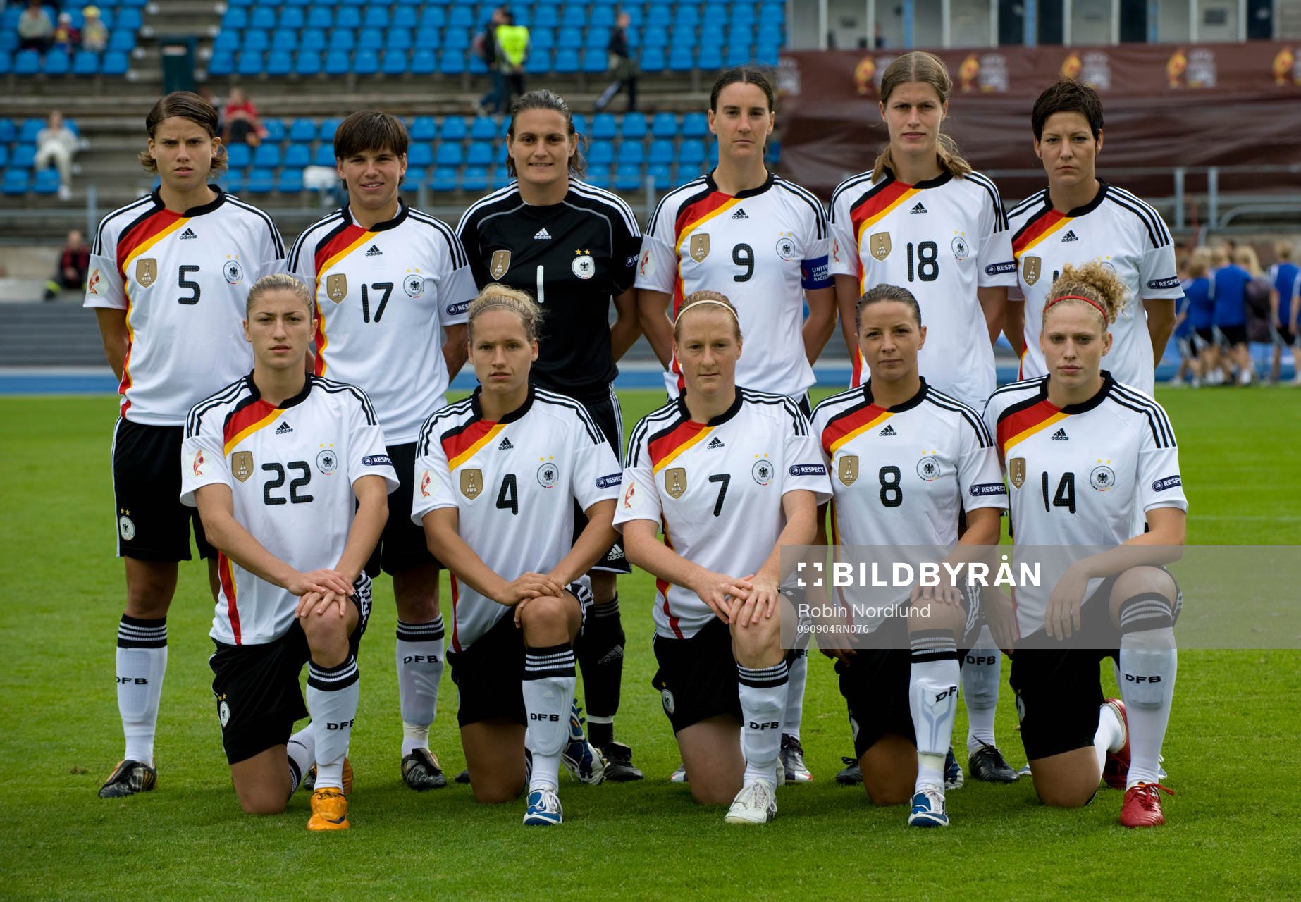 Lagbild, startelva, Övre raden från vänster: Annike