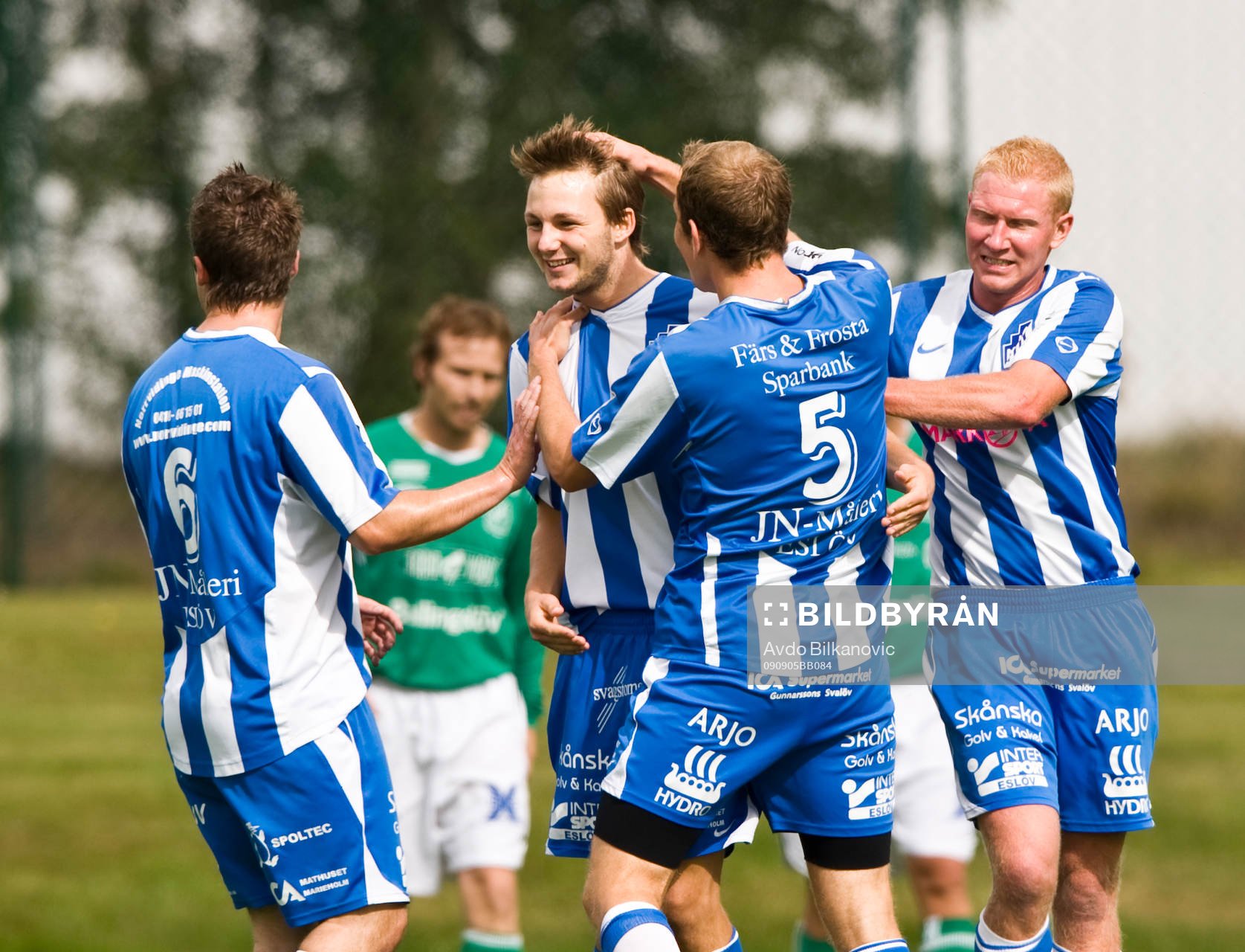   Sebastian Larsson, Marieholms IF, jubel