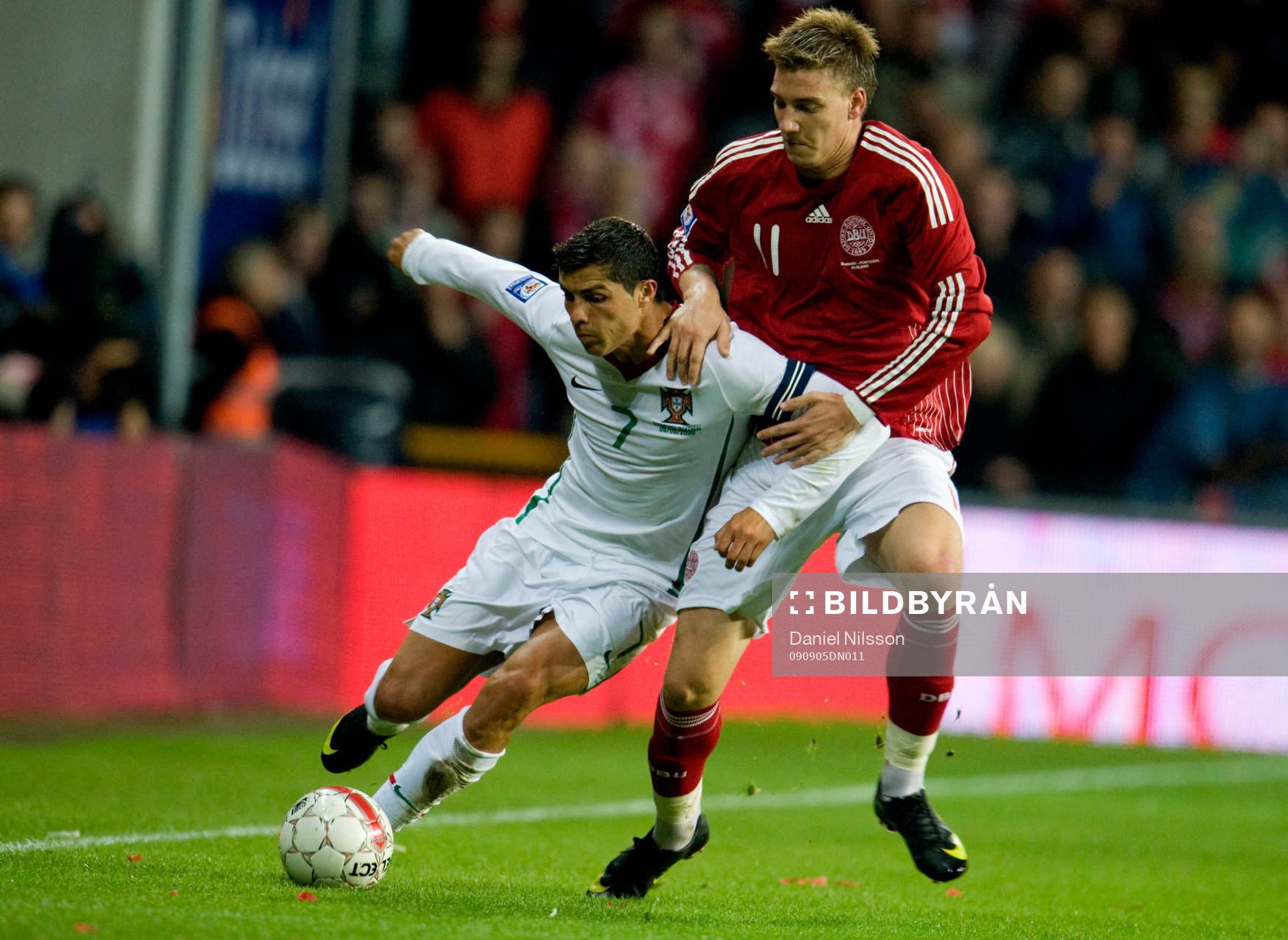 Cristian Ronaldo, Portugal och Niclas Bendtner, Danmark,