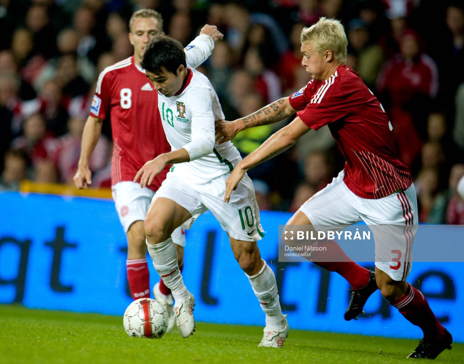 Deco, Portugal och Simon Kjaer och Dennis Rommedahl, Danmark