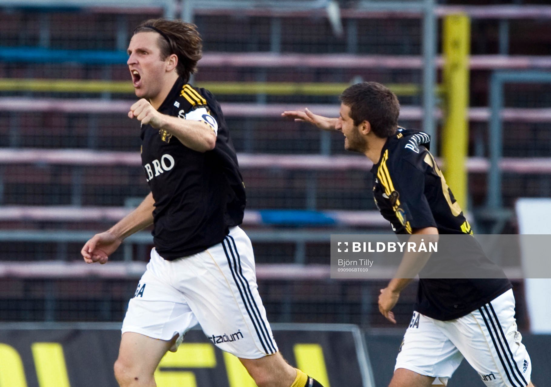 Nils-Eric Johansson, AIK kvitterade till 2-2. Jubel