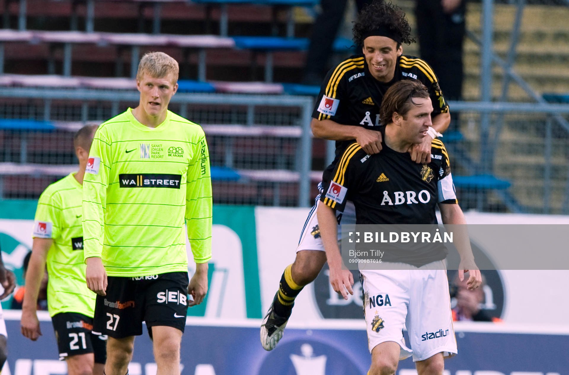 Nils-Eric Johansson, AIK kvitterade till 2-2. Jubel, glädje