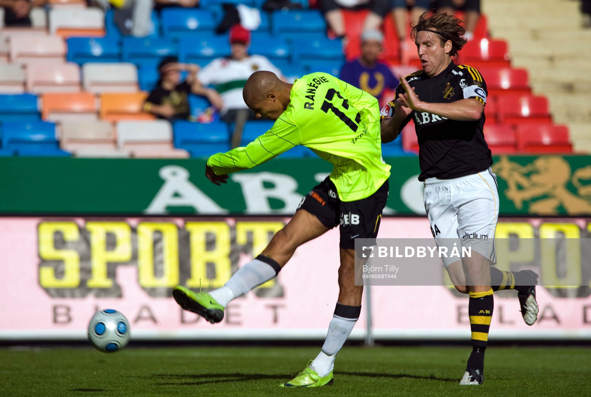 Mathias Ranégie, Häcken och Nils-Eric Johansson, AIK