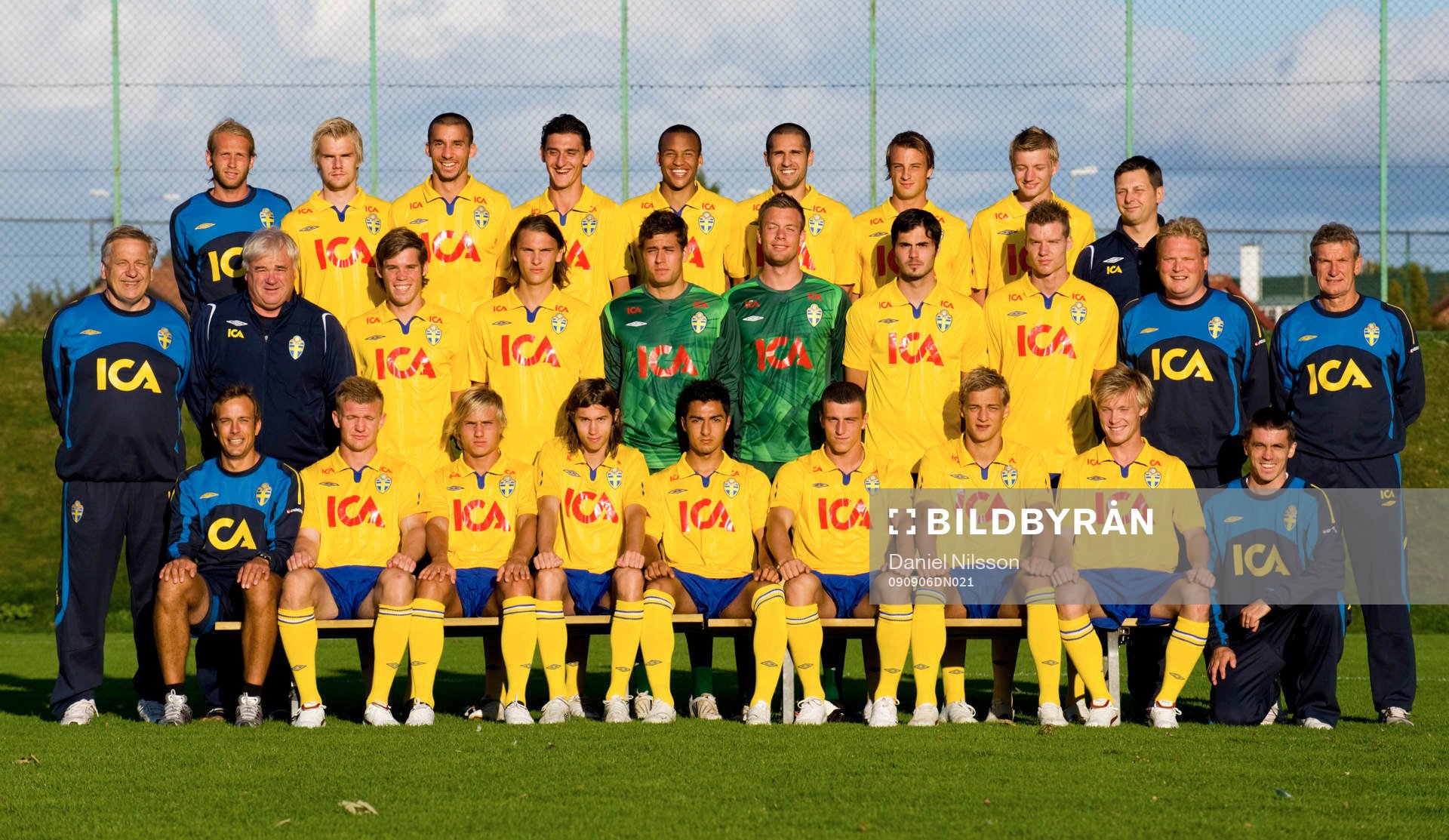 Övre raden fr v. Niklas Wallenholm, Erik Lund, Guiilermo