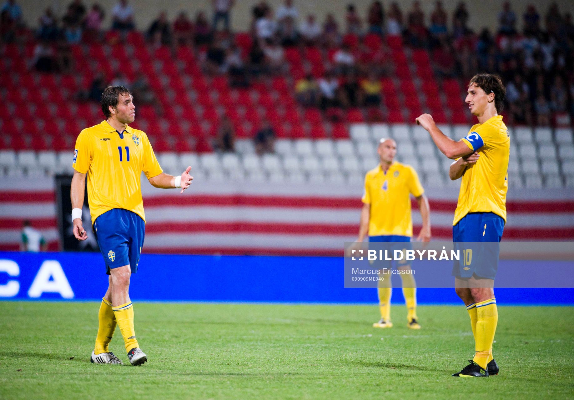 Johan Elmander, och Zlatan Ibrahimovic