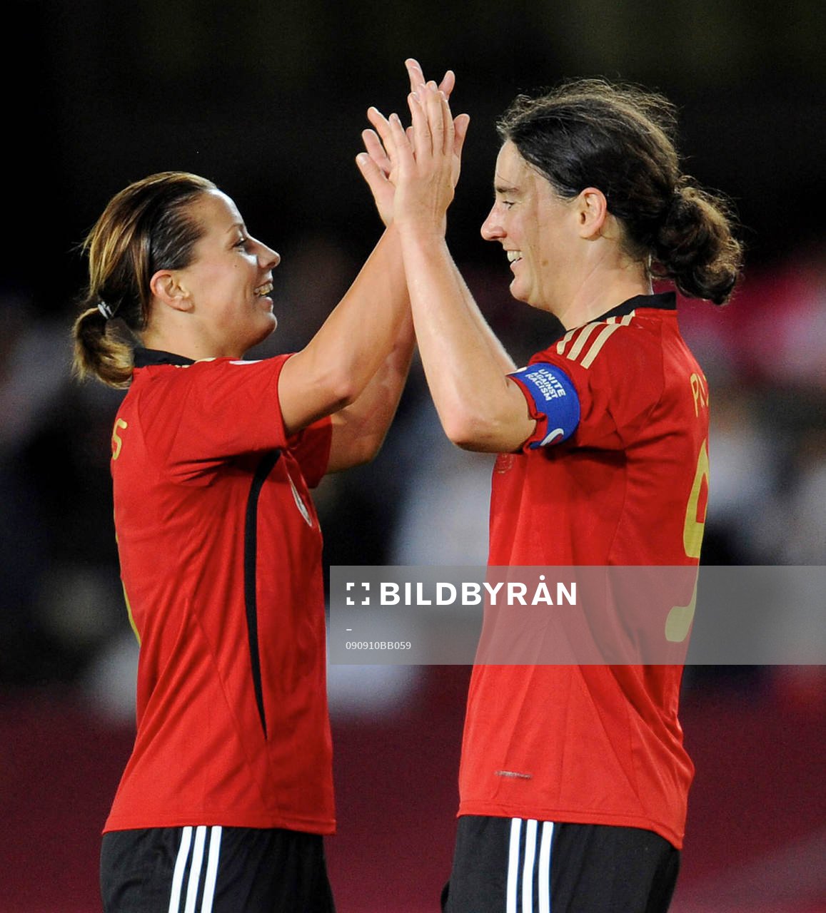 Inka Grings och Birgit Prinz, Tyskland, jubel
