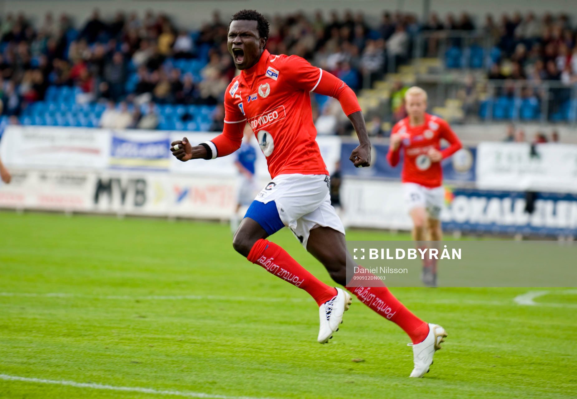 Abiola Dauda, Kalmar gjorde 2-1. Jubel!
