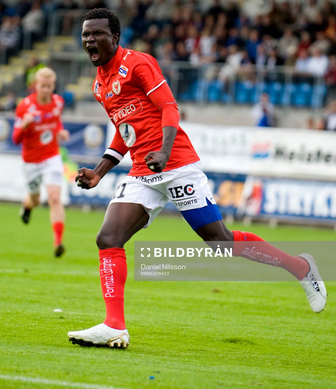 Abiola Dauda, Kalmar gjorde 2-1. Jubel!