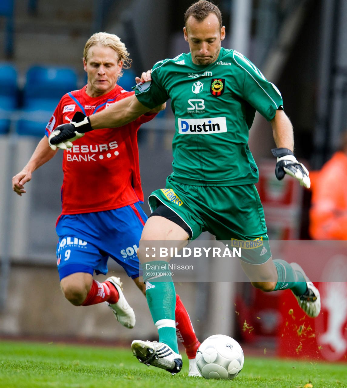 Benny Lekström, målvakt Brommapojkarna och Erik Sundin,