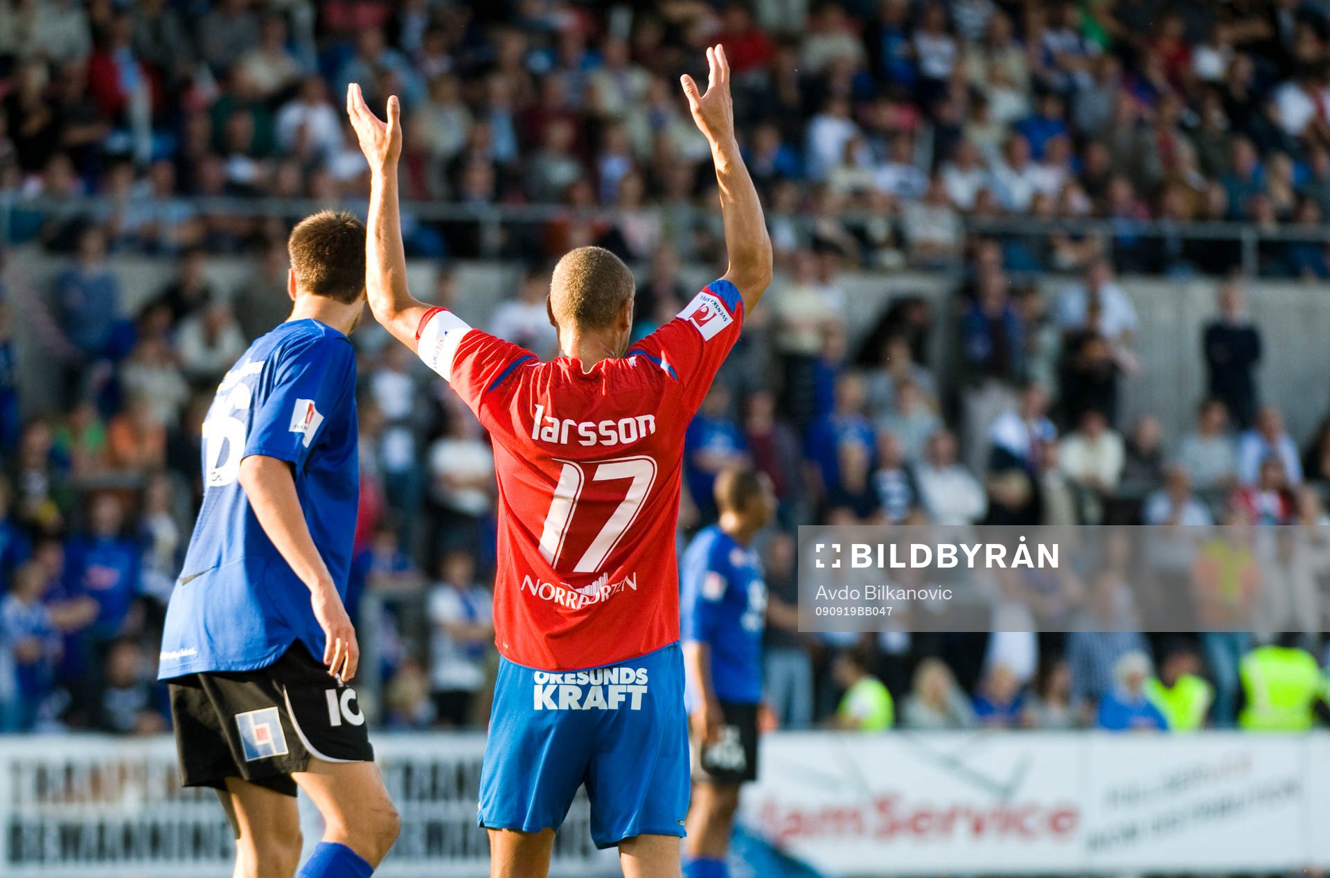 Henrik Larsson, Helsingborg, signalerar att han vill ha