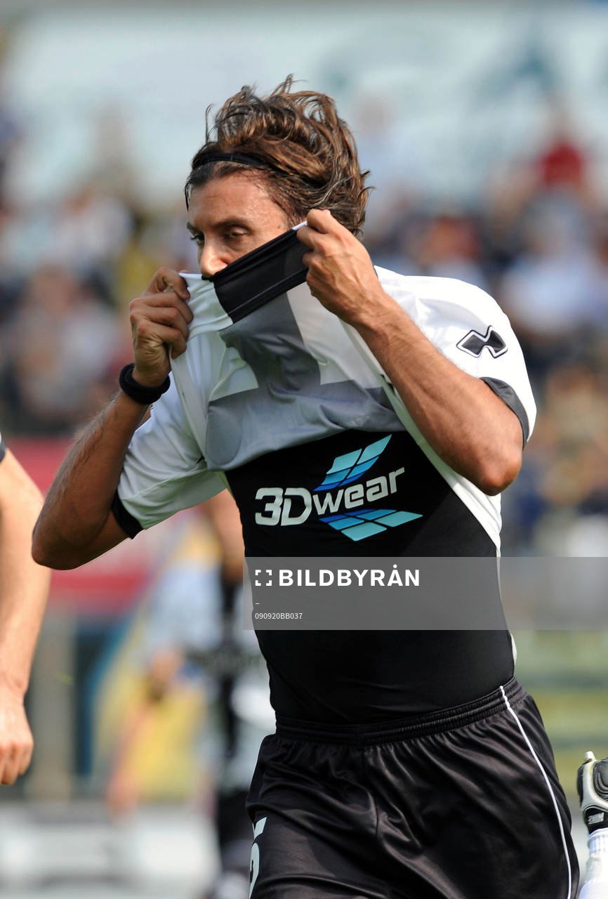  Zaccardo , gjorde 1-0 till Parma.  Jubel.