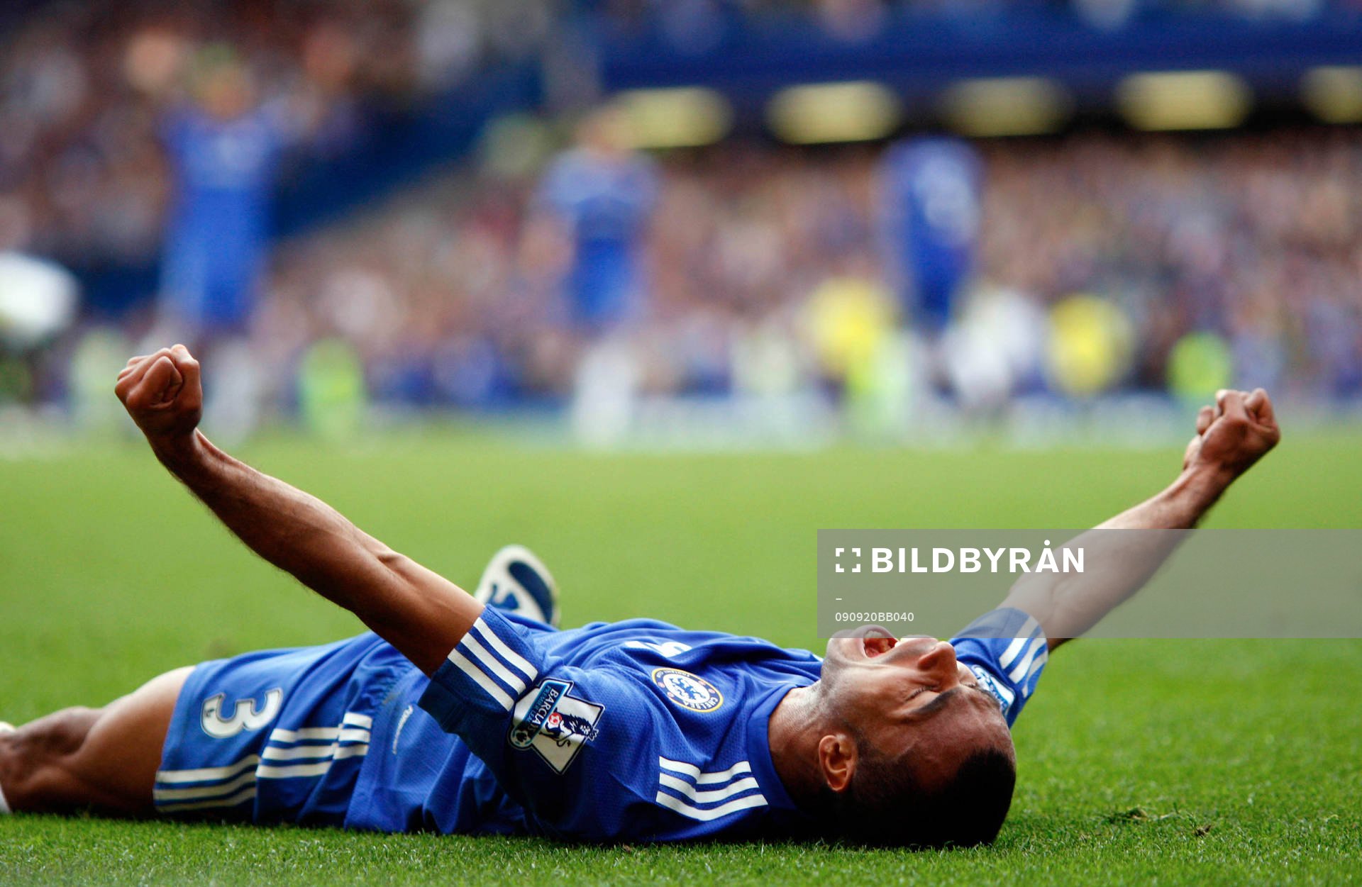  Ashley Cole, Chelsea, glädje, jubel.