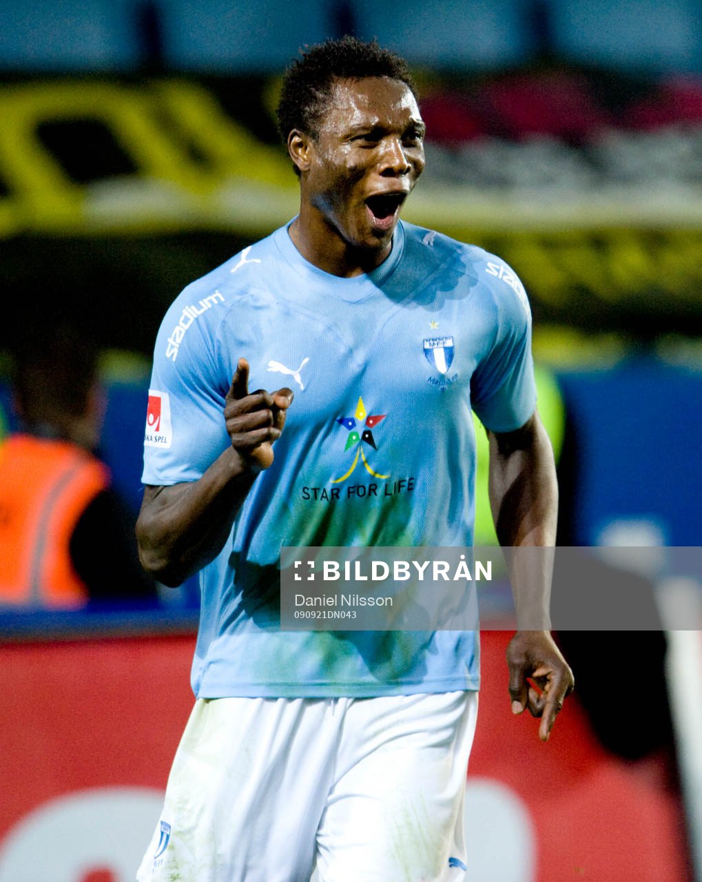 Edward Ofere, Malmö har gjort 3-0. Jubel
