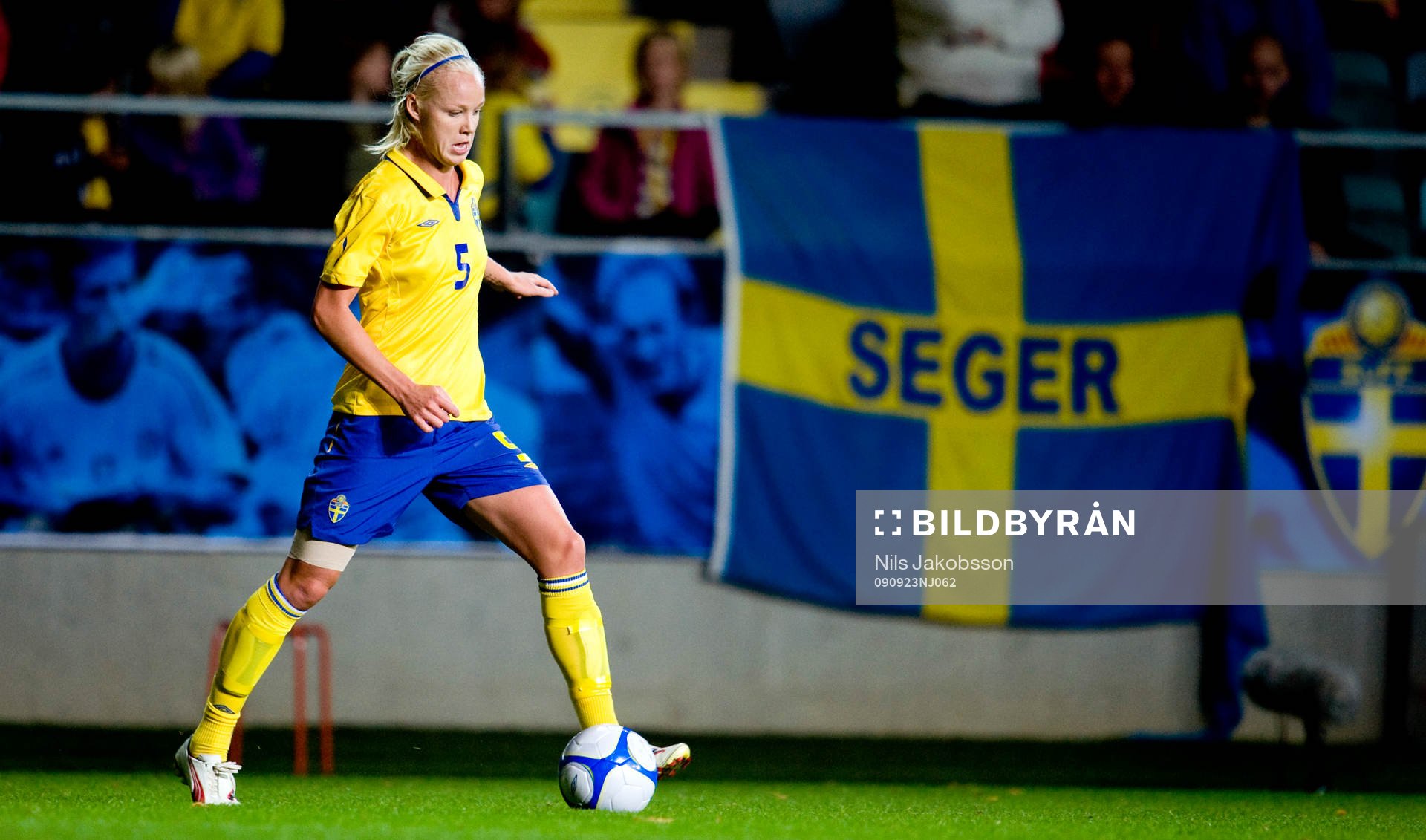 Caroline Seger, Sverige