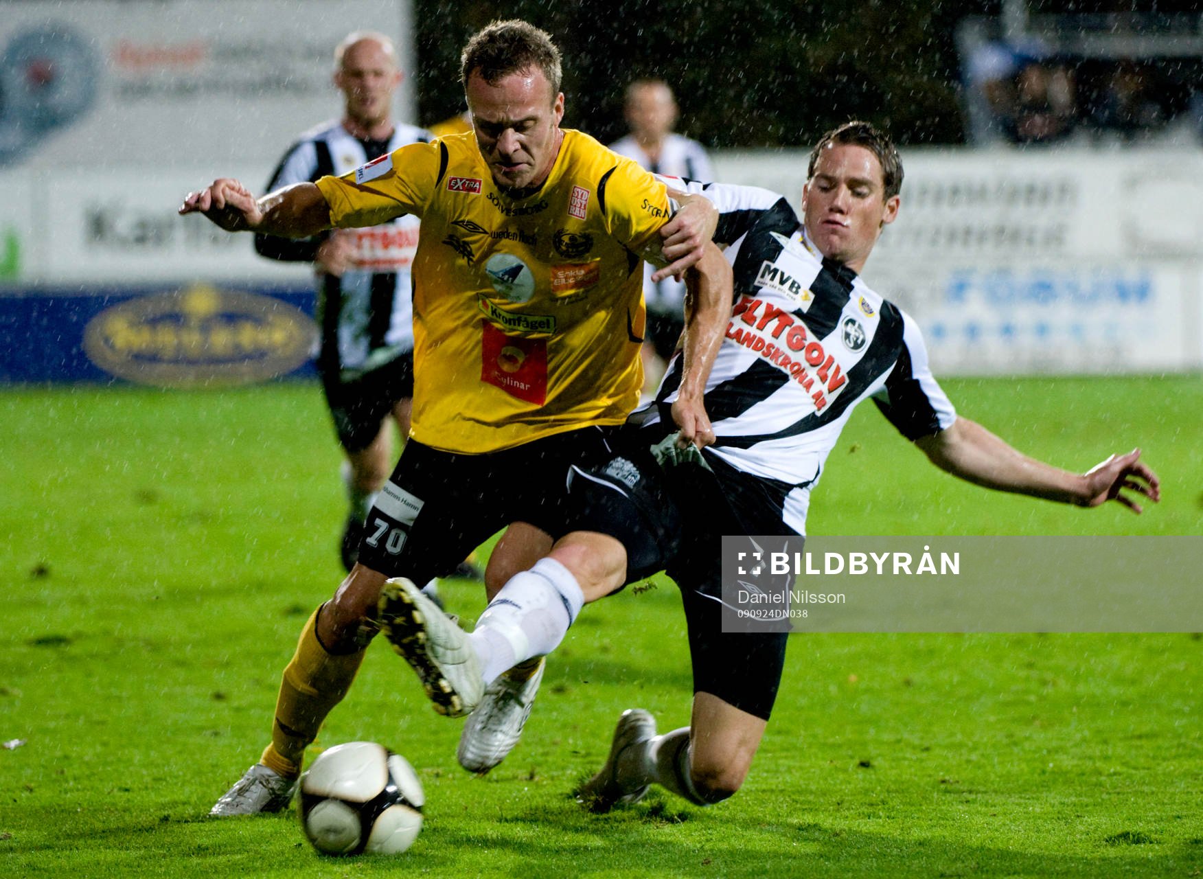 Marcus Ekenberg, Mjällby och Johan Persson, Landskrona