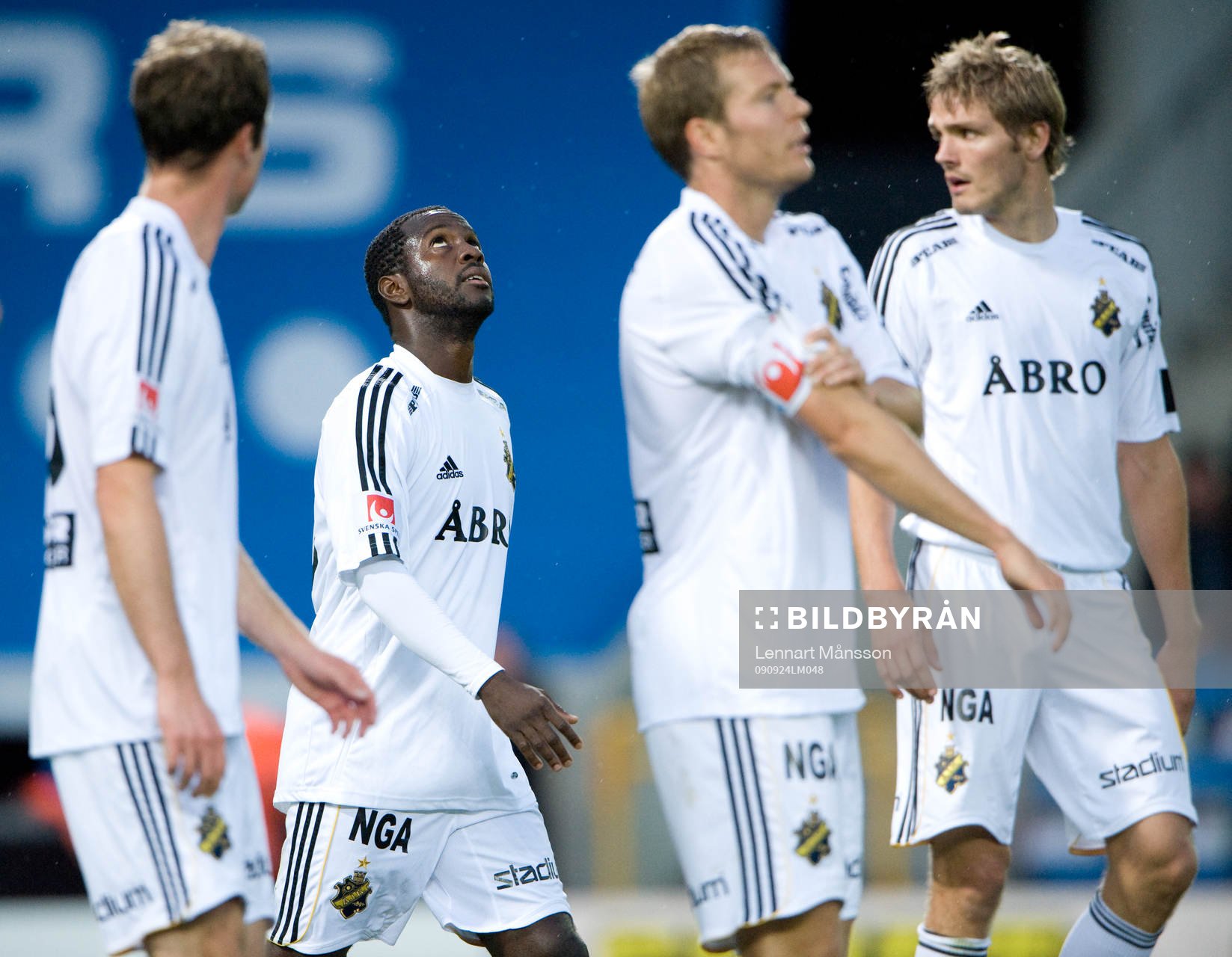 Blickar uppåt, Dulee Johnson och AIK depp
