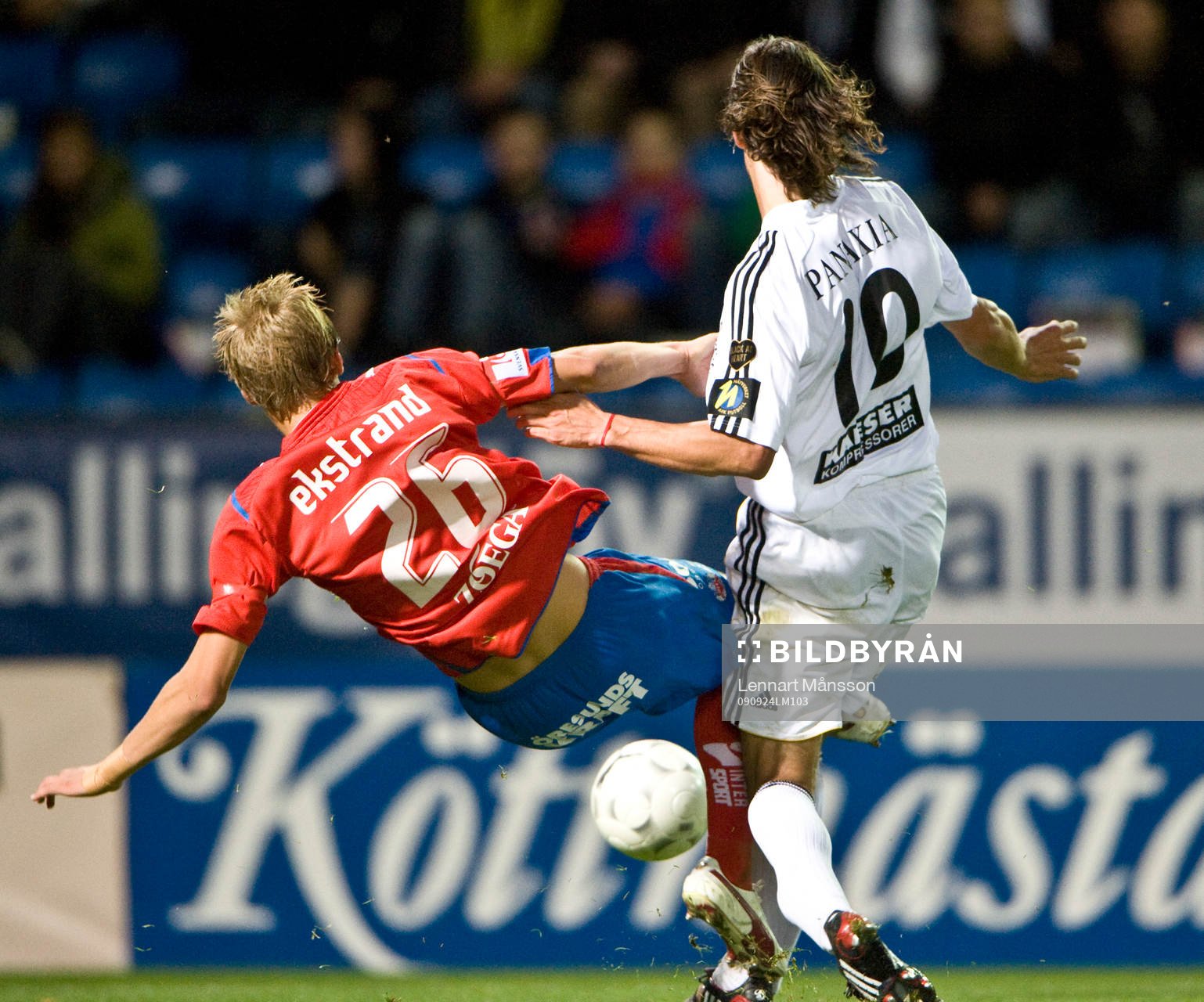 Närkamp, tackling, genre