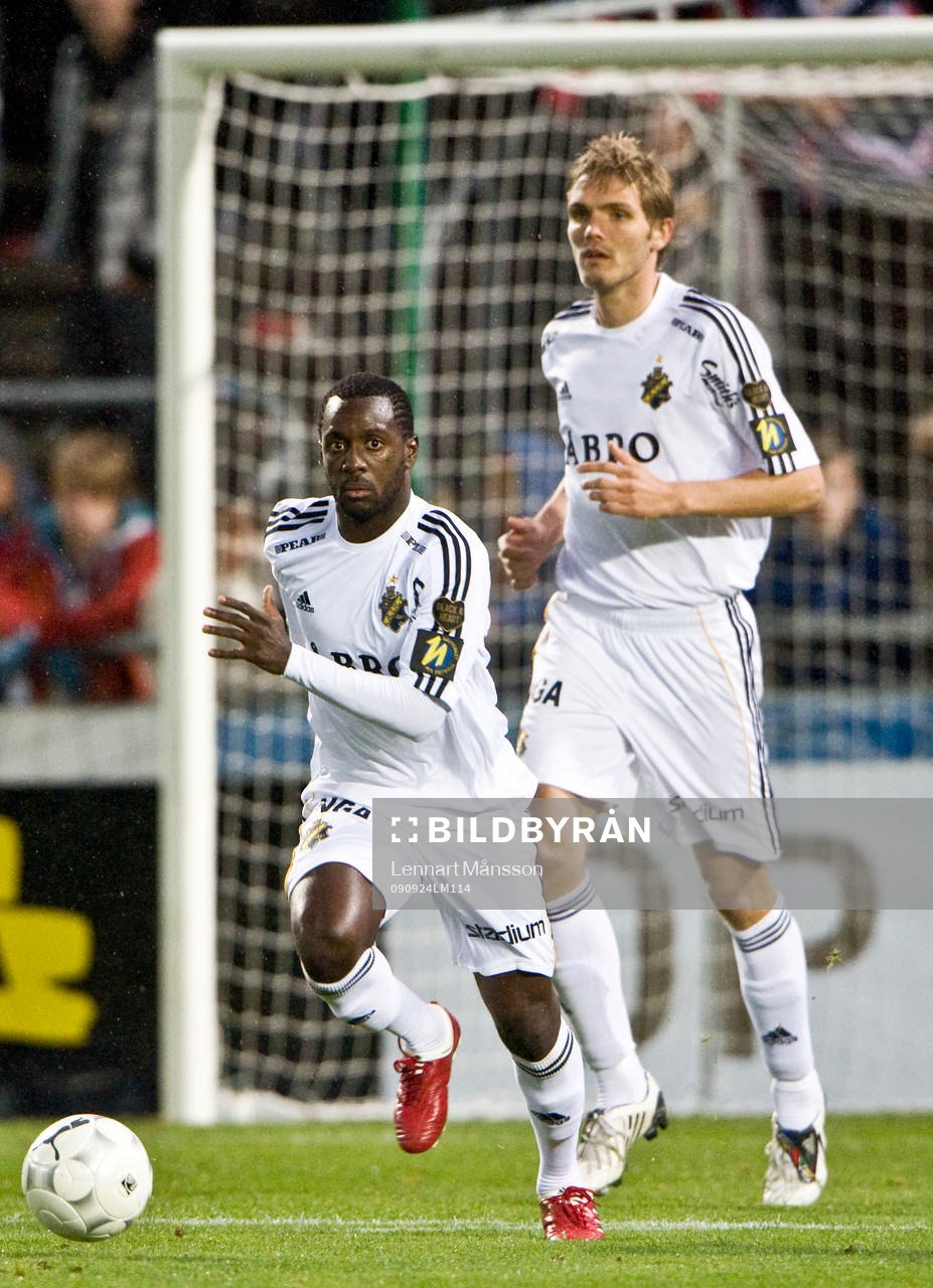 Martin Kayongo-Mutumba och Jos Hooiveld