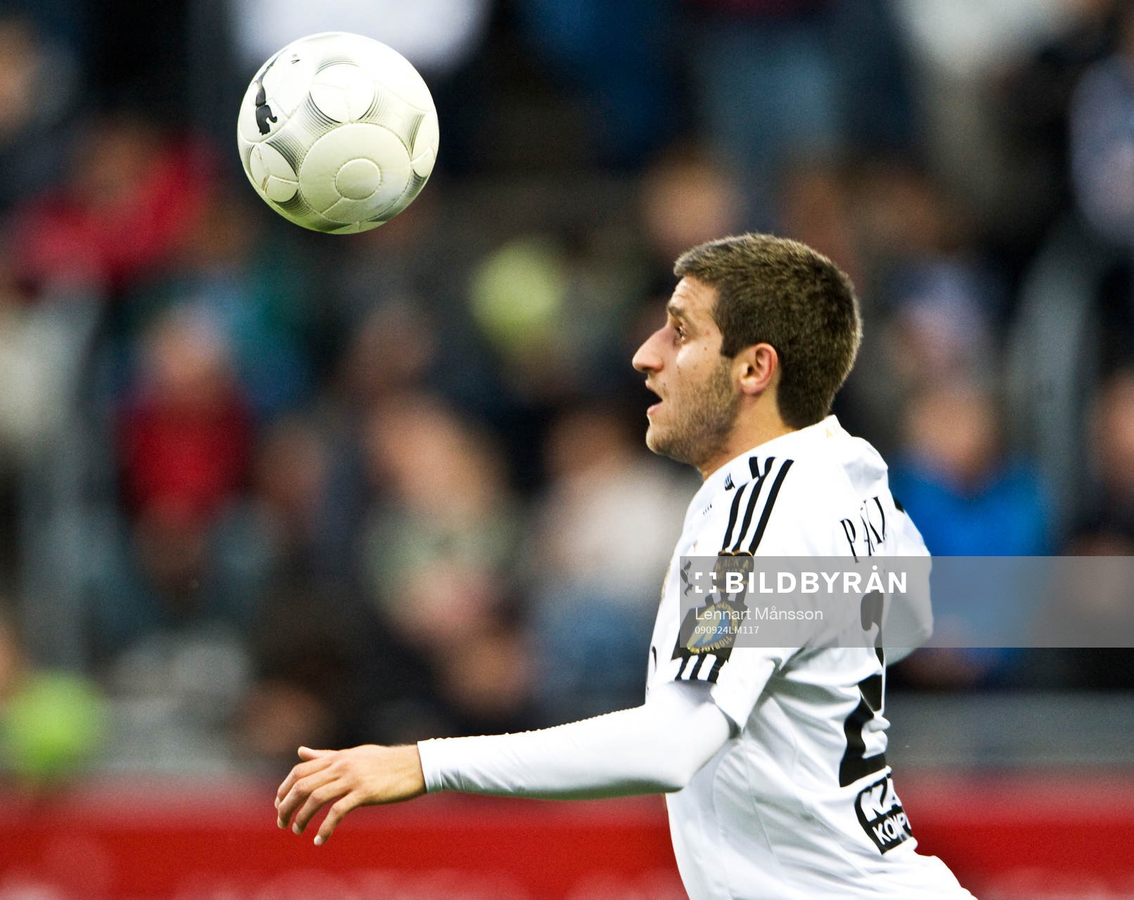 Gabriel Özkan, nick