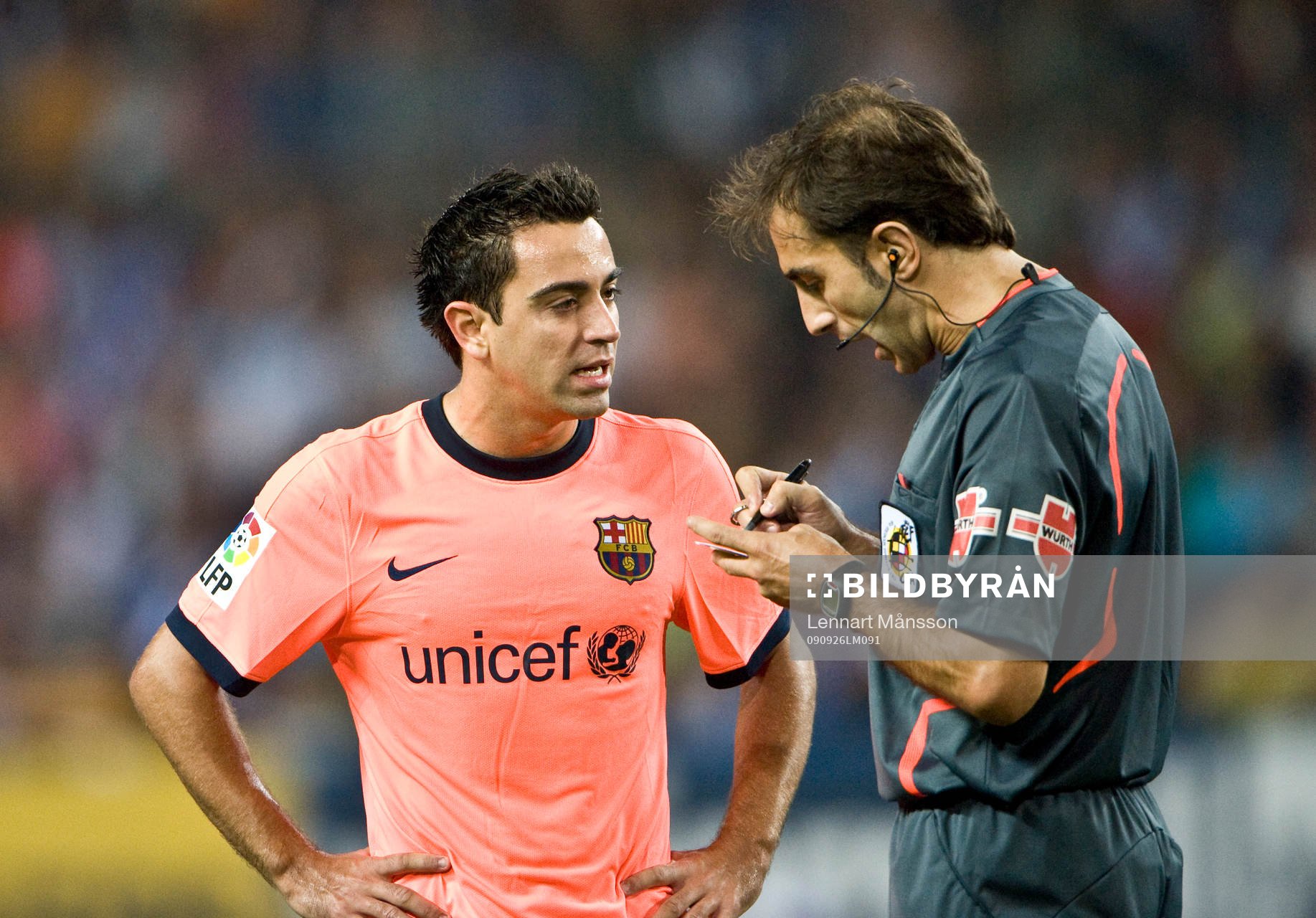 Xavi, Barcelona och domare, anteckning