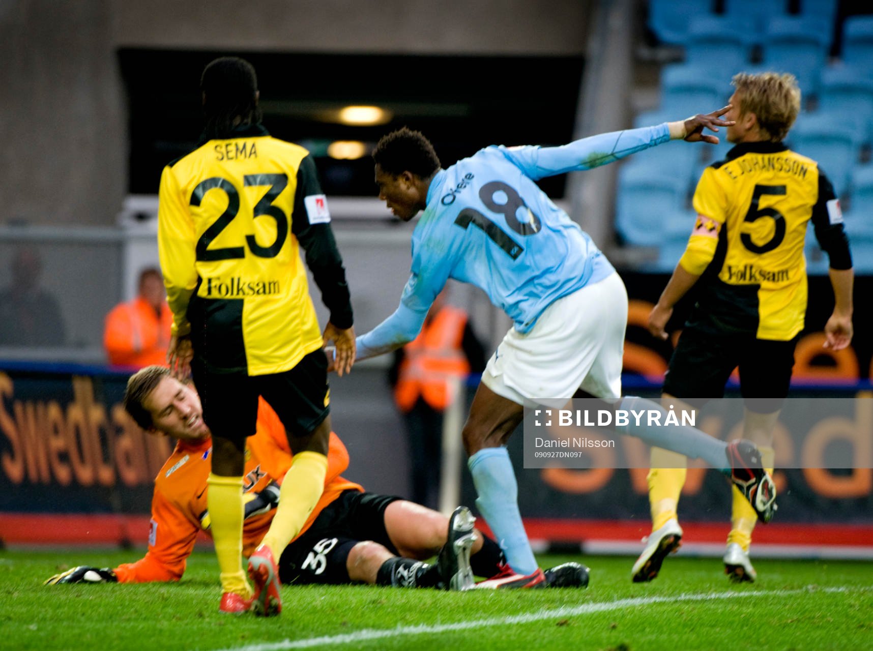 Edward Ofere, Malmö skjuter in 3-1 bakom Kristoffer
