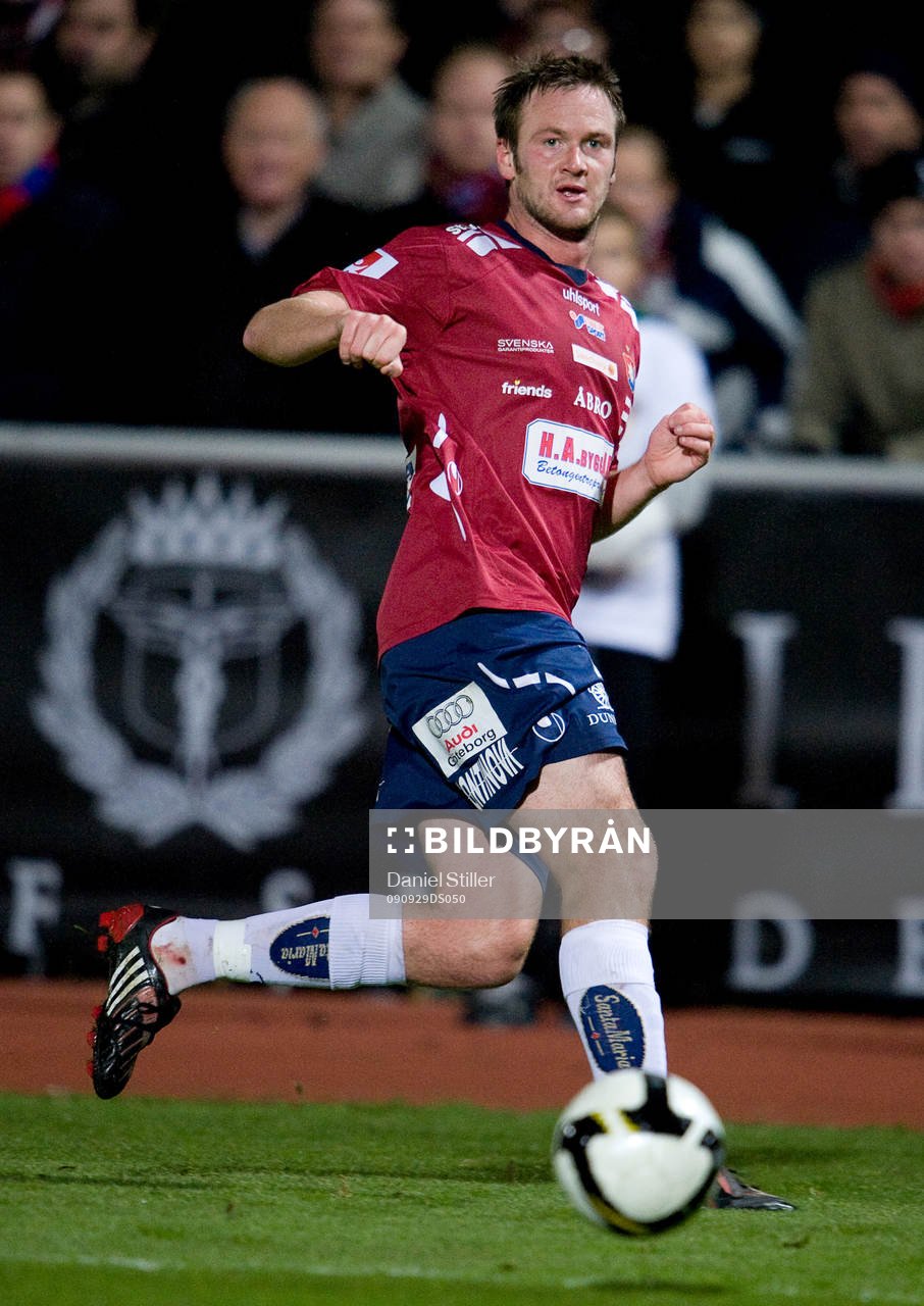 Dennis Jonsson
