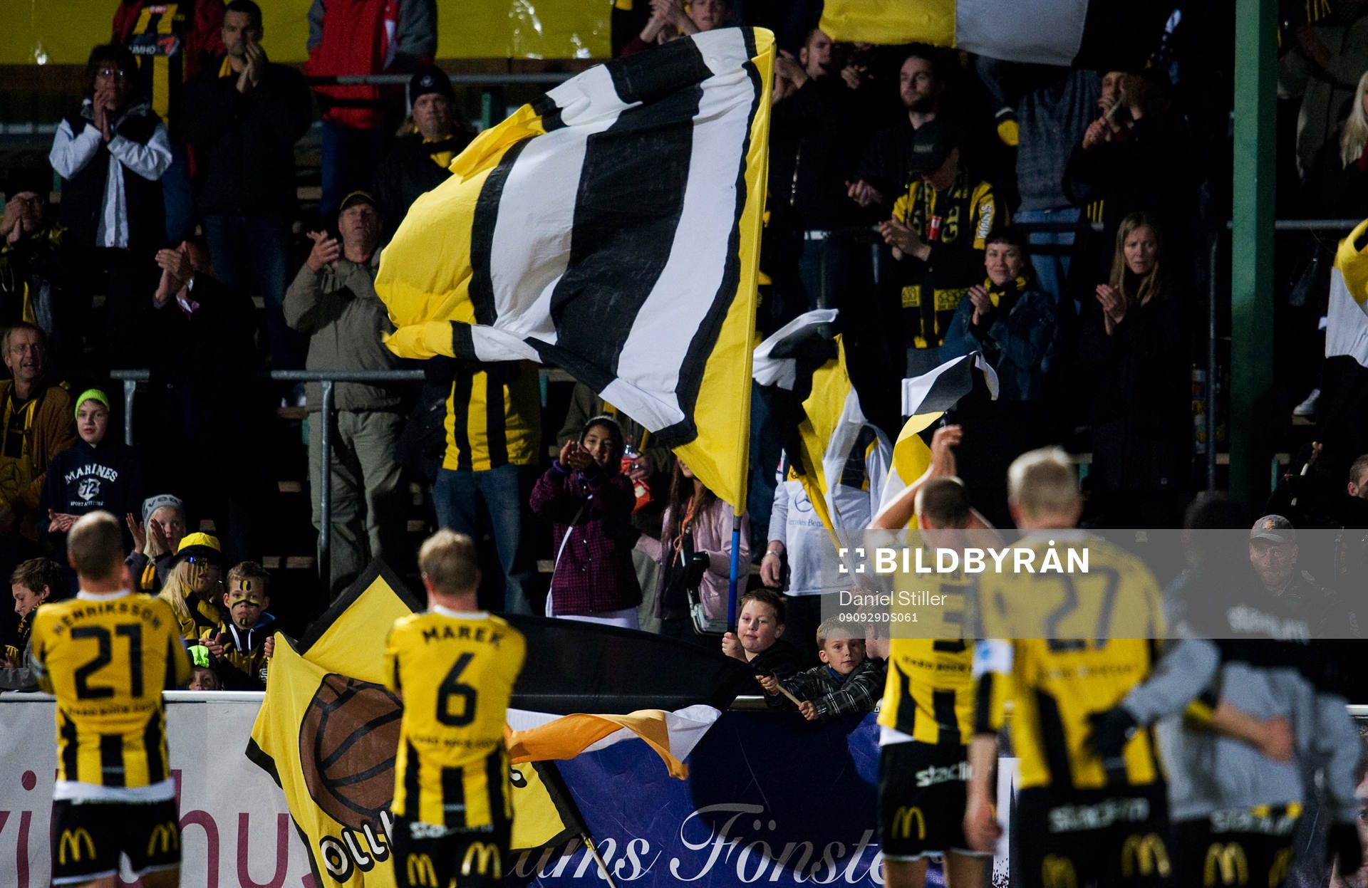 Häcken tackar klacken